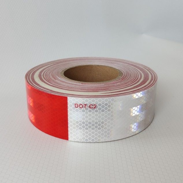 Cintas reflectoras de alta intensidad DOT C2 para camiones blancos y rojos