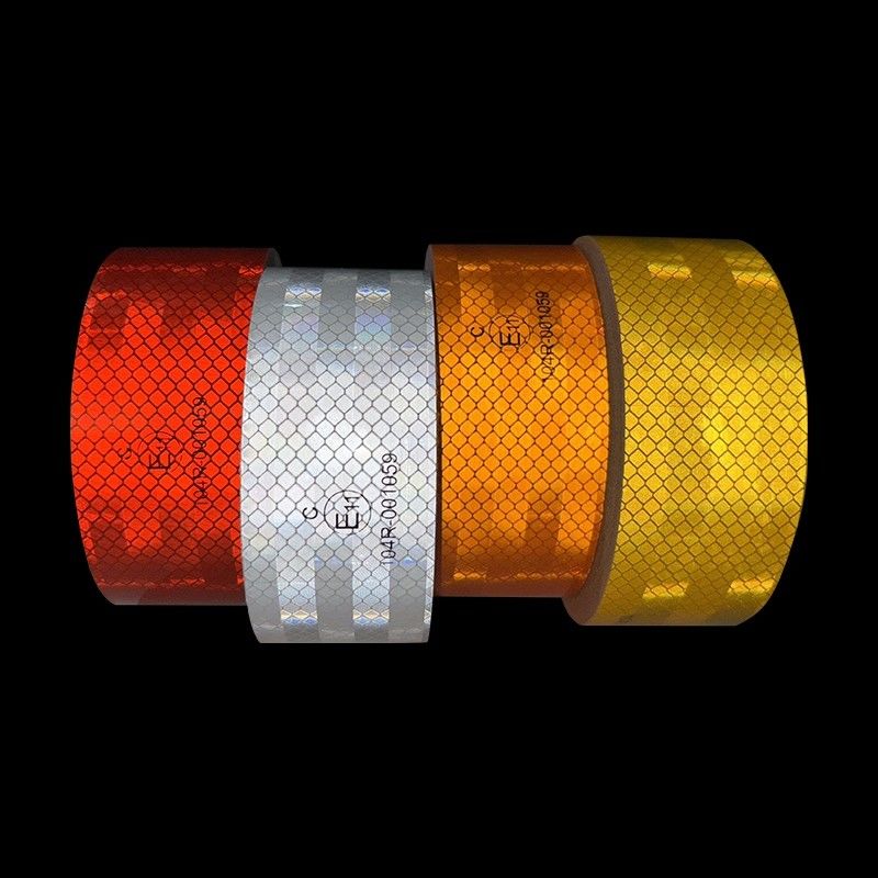 Cintas reflectoras ECE Blancas de 2*150 pies ASTM D9546 Hojas reflectoras tipo IV