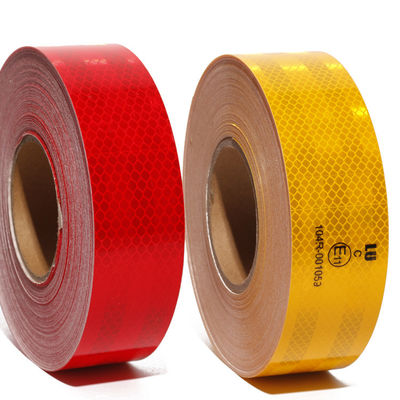 Buen precio Tela reflectiva de PET blanco amarillo rojo prismático ECE 104R ECE para camión en línea
