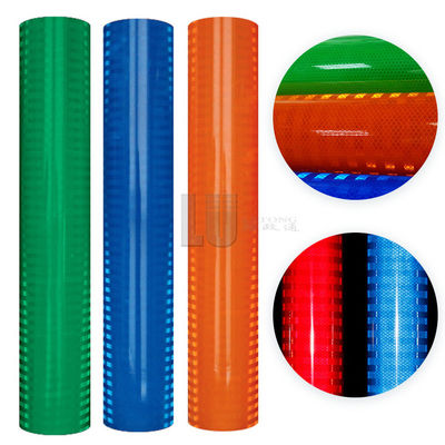 Buen precio Hojas retrorreflectantes prismáticas de grado de ingeniería para señales de tráfico en línea