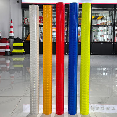 Buen precio Película reflectiva prismática con soporte de línea de liberación para marcas de visibilidad en línea