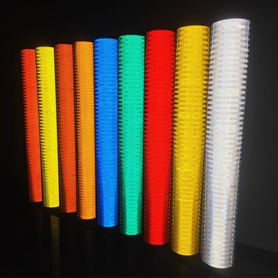Buen precio Vinilo prismático EGP de alta intensidad reflectante para señales de tráfico temporales en línea