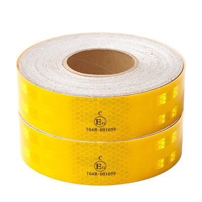 Buen precio Adhesivo PET personalizado pegatina de vinilo rollo de seguridad retro maletero ECE 104r cinta reflectante en línea