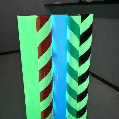 Buen precio LU Brilla en la oscuridad Adhesivo de advertencia luminoso fluorescente brillante película fotográfica adhesiva luminosa en línea