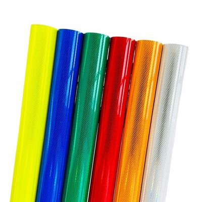 Buen precio Hojas reflectoras de grado diamante de la serie LZT9800 para señales de tráfico permanentes en línea